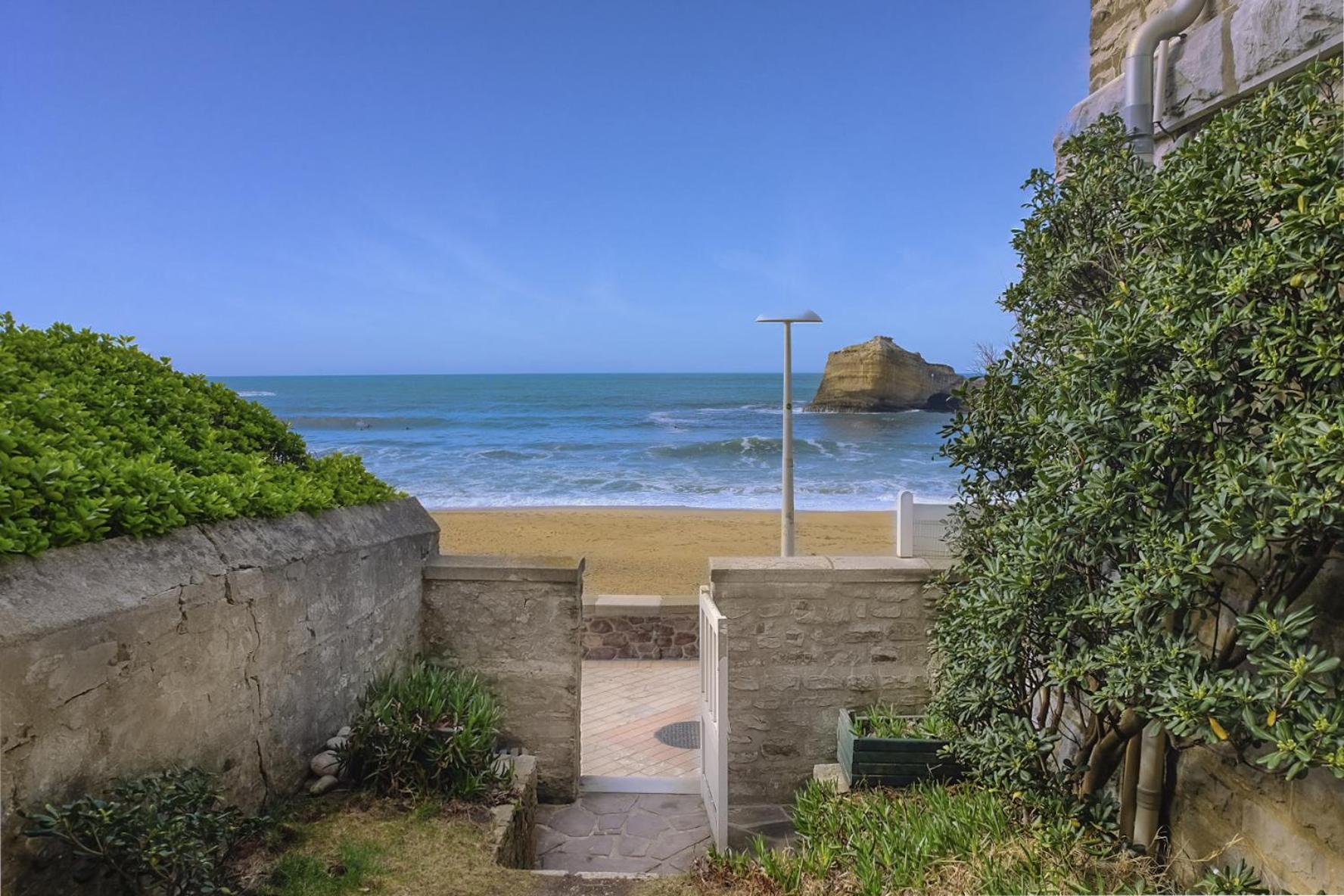 Magnifique Appartement Avec Terrasse, Parking Et Vue Sur L'Ocean Pour 5 Biarriz Exterior foto